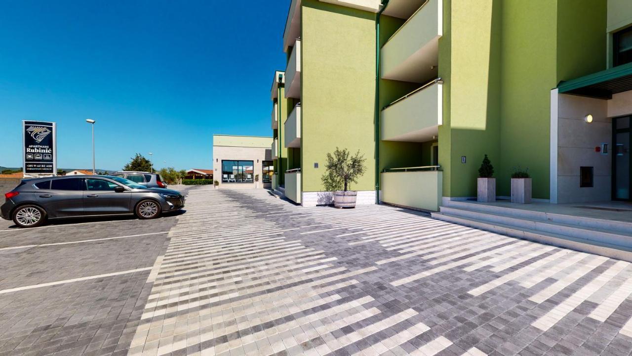 Apartmani Rubinic Turanj Exterior photo